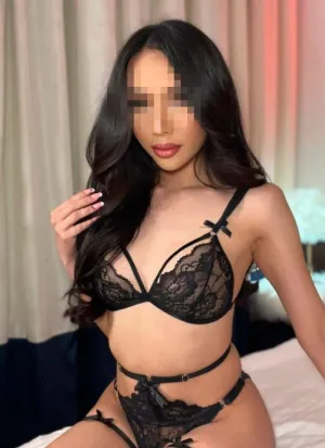 Жалаңаш темекі шегу